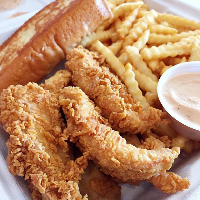 Raising Cane’s in Costa Mesa