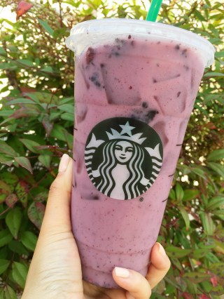 starbucks-purple-drink-secret-menu-how-to-make-passion-fruit-vanilla-oc-food-fiend