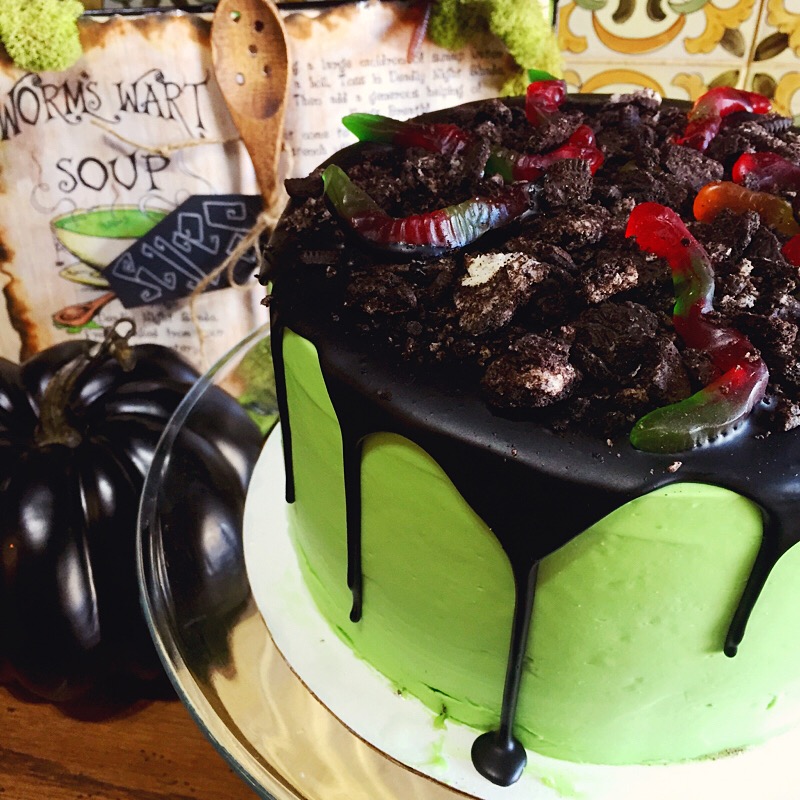 Spooky Sweet Treats at Creme and&nbsp;Sugar