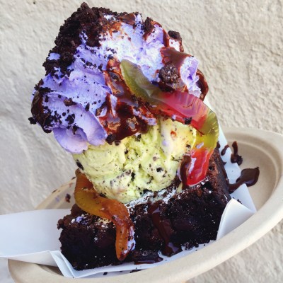 creme-and-sugar-oogie-boogie-sundae-halloween-theme-dessert-menu-anaheim-ice-cream-brownie-cafe-coffee-tea-shop-bakery