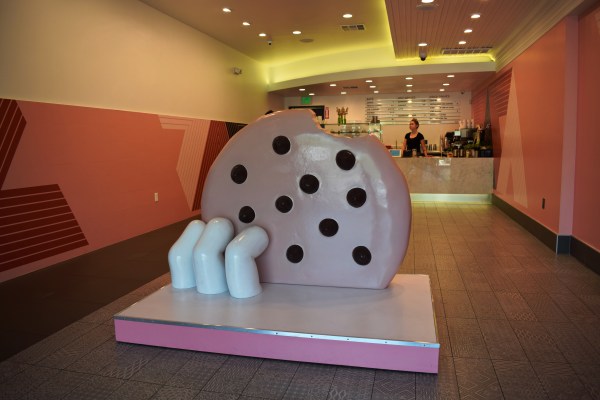 dough-and-arrow-edible-cookie-dough-costa-mesa-orange-county-latest-trend-instagram-food-blogger-ocfoodfiend-oc-fiend-blogger-restaurant-hype-review-baked-goods