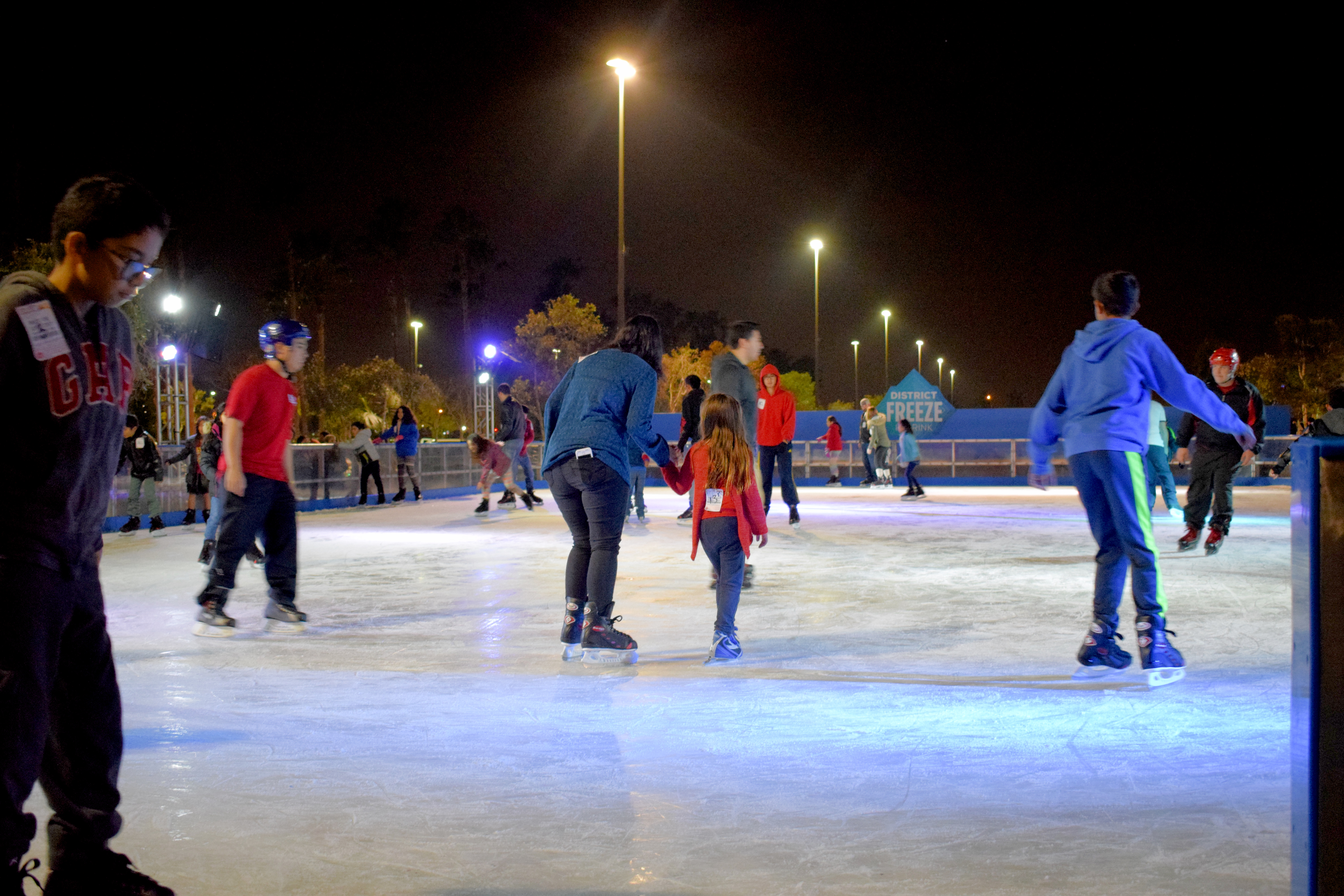 Union-Market-Tustin-Orange-County-SoCal-Food-Hall-Irvine-OCfoodfiend-OC-Food-Fiend-Blogger-Where-To-Go-Holidays-Places-Milkbox-Date-Night-Dinner-Plans-Ice-Skating-Rink-Outdoor