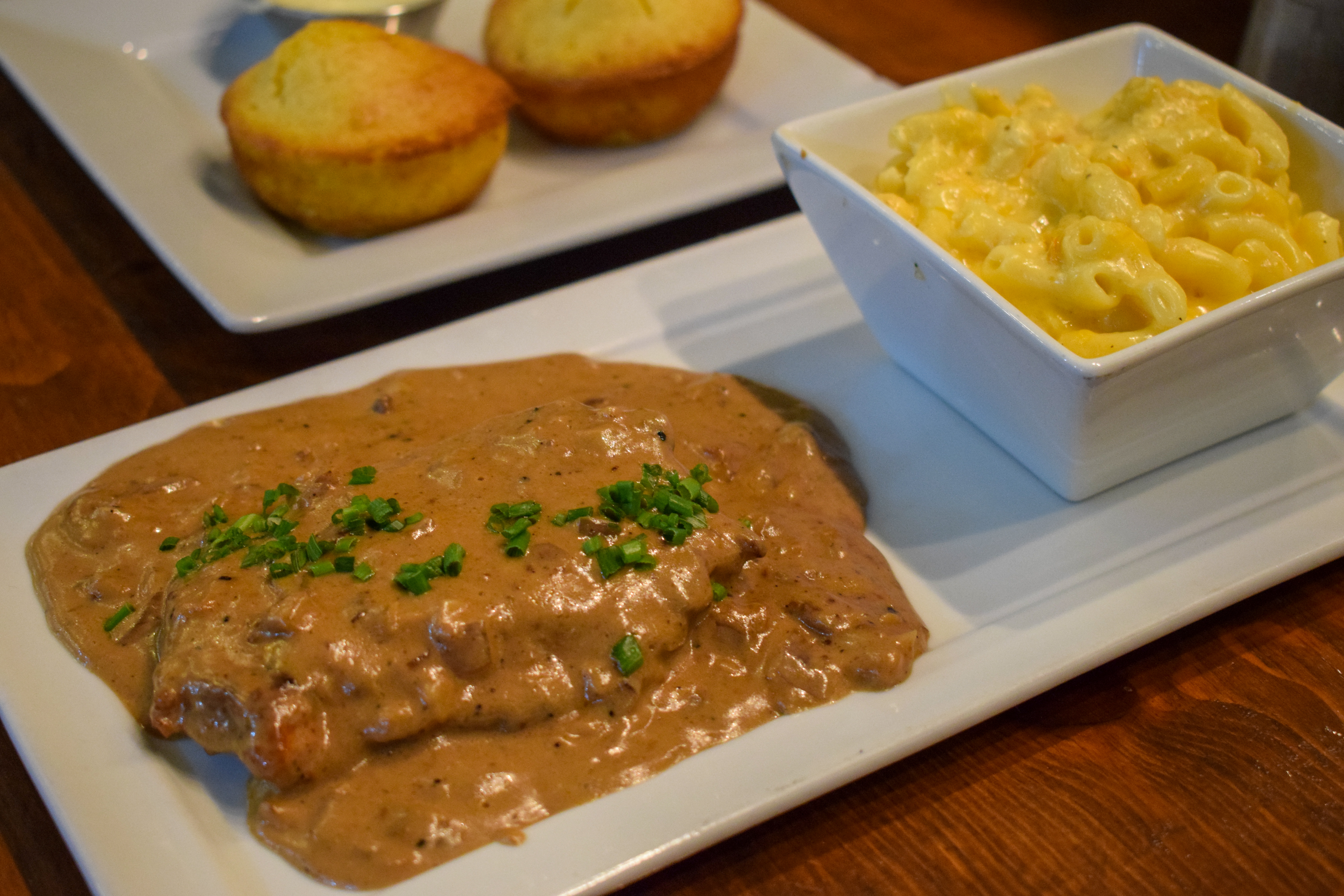 anaheim-packing-house-disneyland-places-to-eat-hilton-hotels-ocfoodfiend-oc-food-fiend-dine-in-out-package-discounts-coupon-georgias-southern