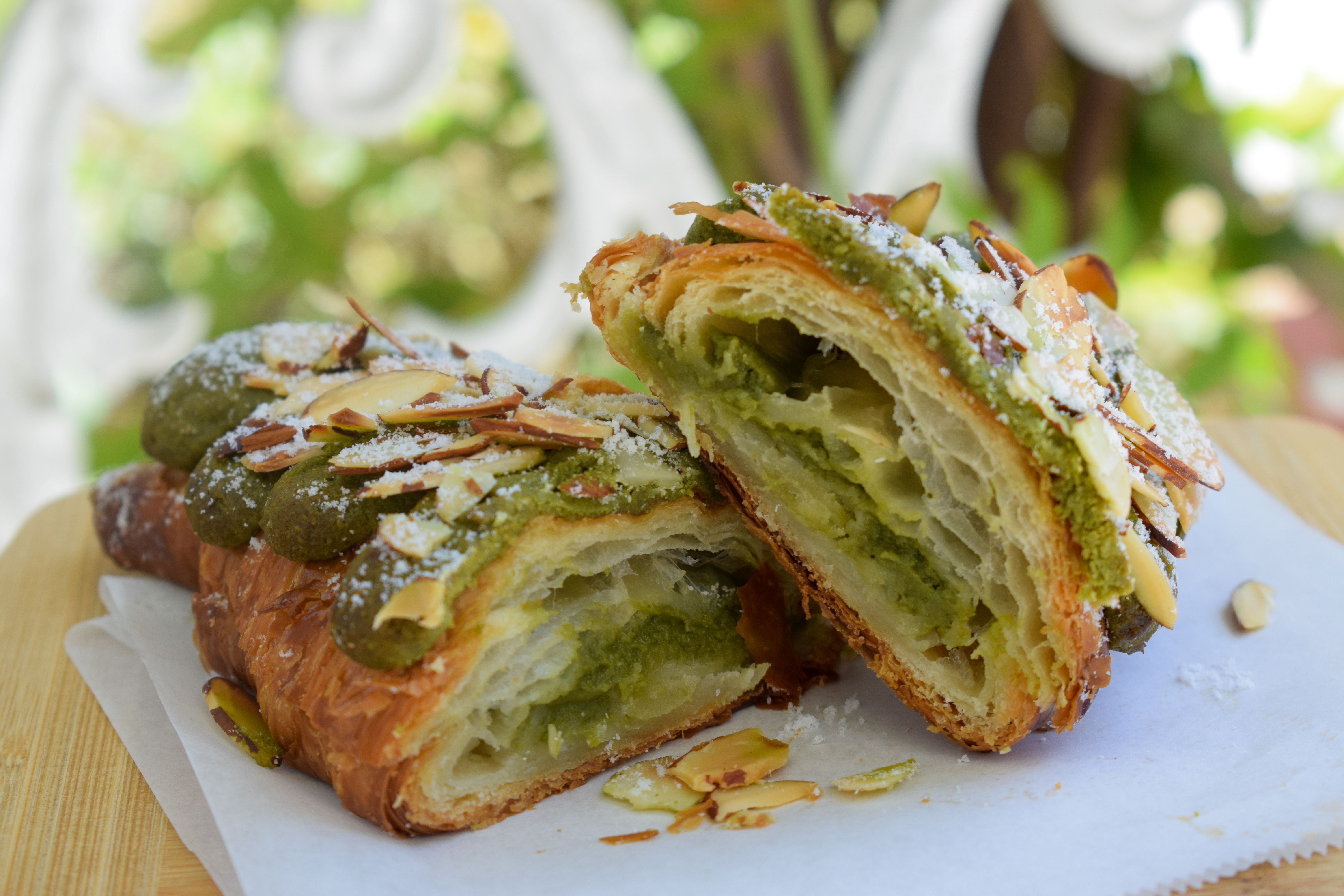 Midori-Matcha-Downtown-Los-Angeles-Orange-County-First-OC-location-Tea-Organic-Healthy-Drinks-Desserts-Soft-Serve-New-OCfoodfiend-Foodie-Food-Cafe-SOCO-South-Coast-Croissant