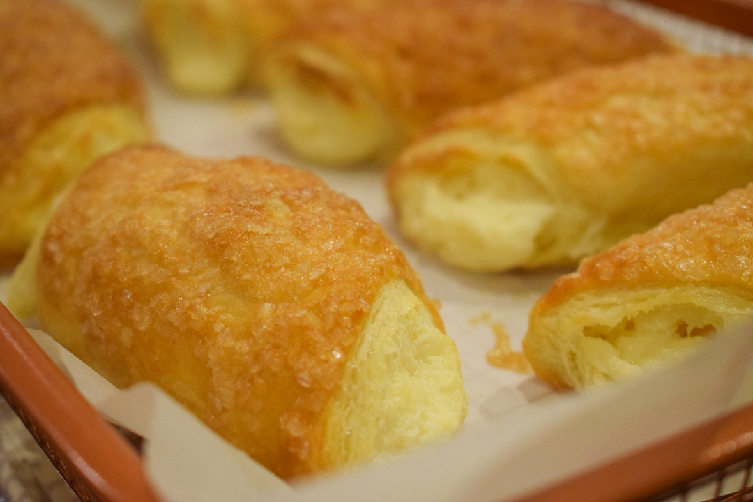 Portos-Porto-Bakery-Los-Angeles-Buena-Park-LA-Cuban-Pastries-Delivery-Bake-OC-Orange-County-OCfoodfiend-SoCal-Gifts-Cheese-Rolls